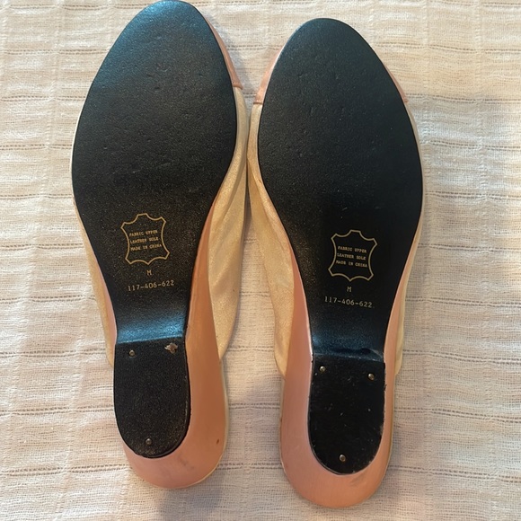 Victoria’s Secret shoes mules boudoir slippers satin pink white women’s size M - Picture 9 of 10